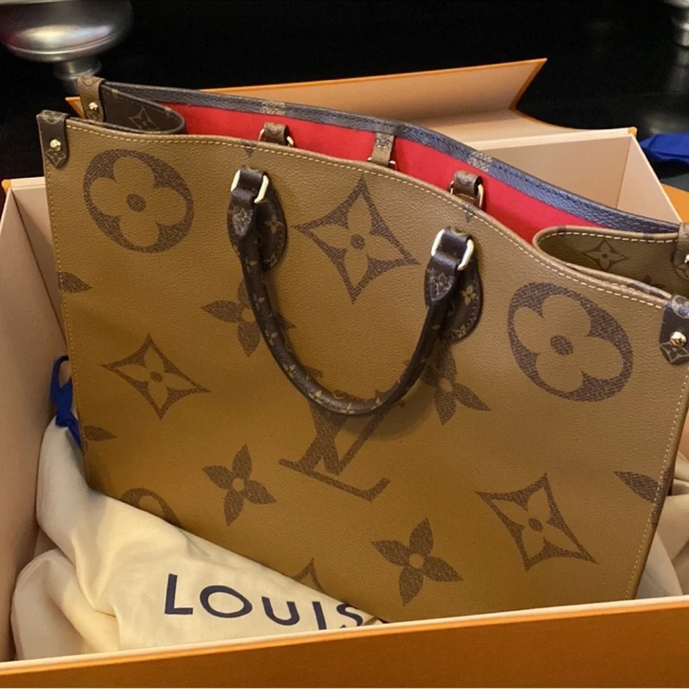 Louis Vuitton Onthego GM Monogram Giant Canvas Brown - Picture 4 of 9